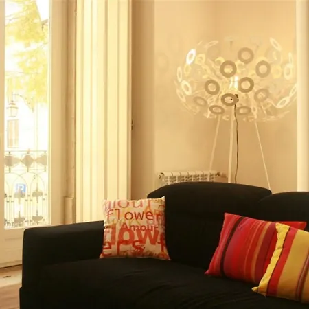 Wonderful 3 Bedroom Apartment In Lisbon Apartment Lisbon