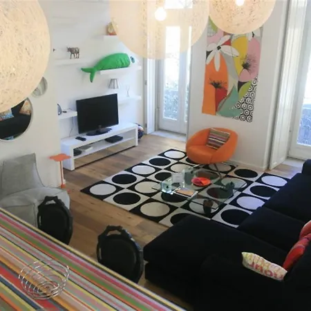 Apartment Wonderful 3 Bedroom Apartment In Lisbon